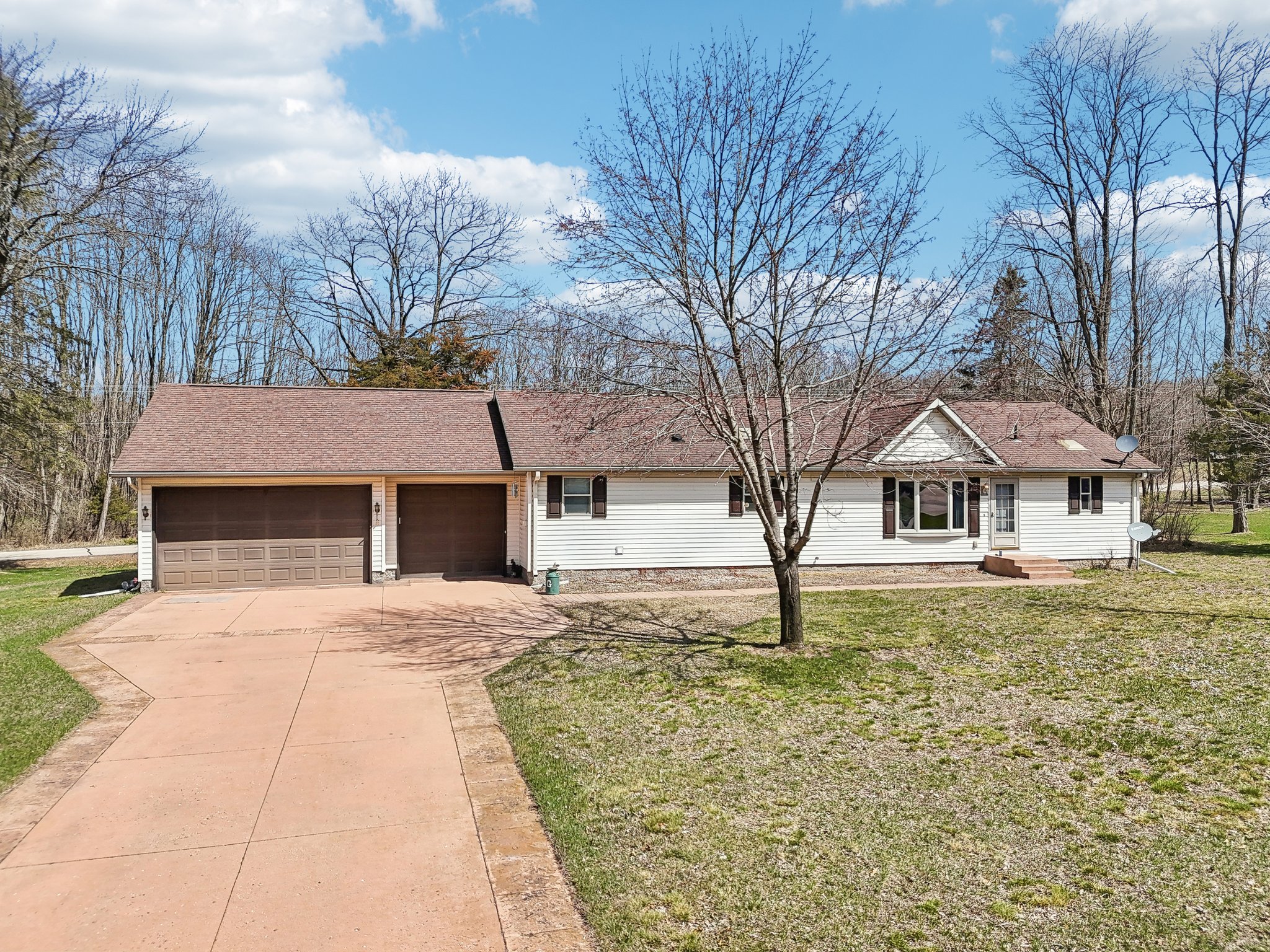 W10927 Arbor Valley Rd-1704-1-001.jpg