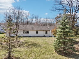W10927 Arbor Valley Rd-1704-1-005.jpg