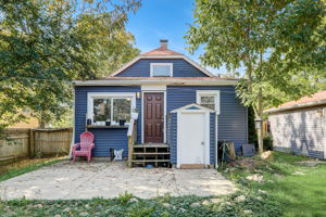 Crocus Rd-033