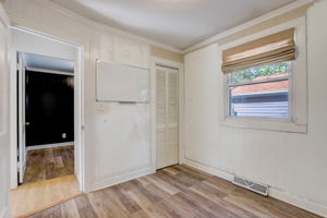 Crocus Rd-029