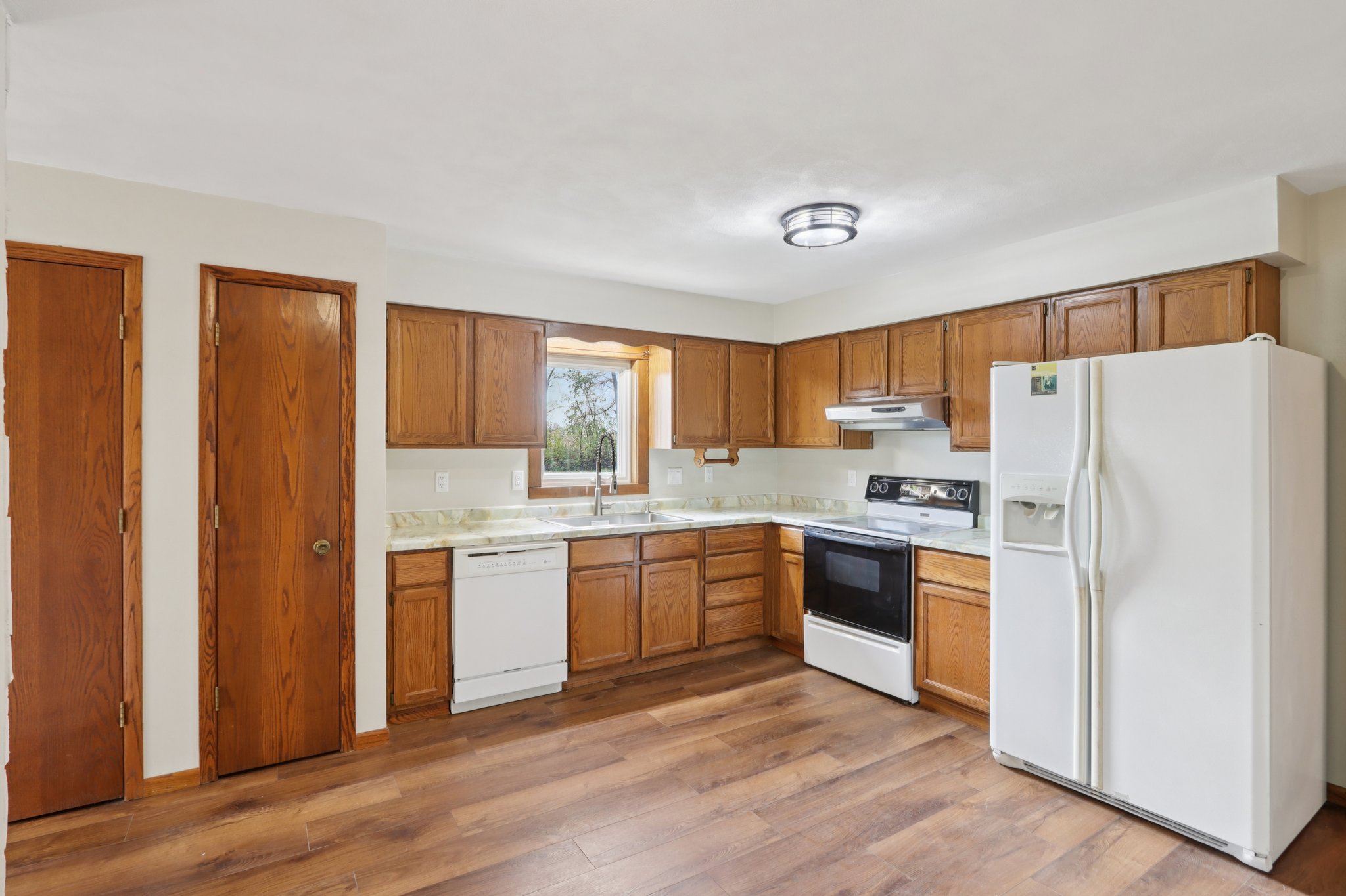 W1152 Fox Rd-S2910-012.jpg