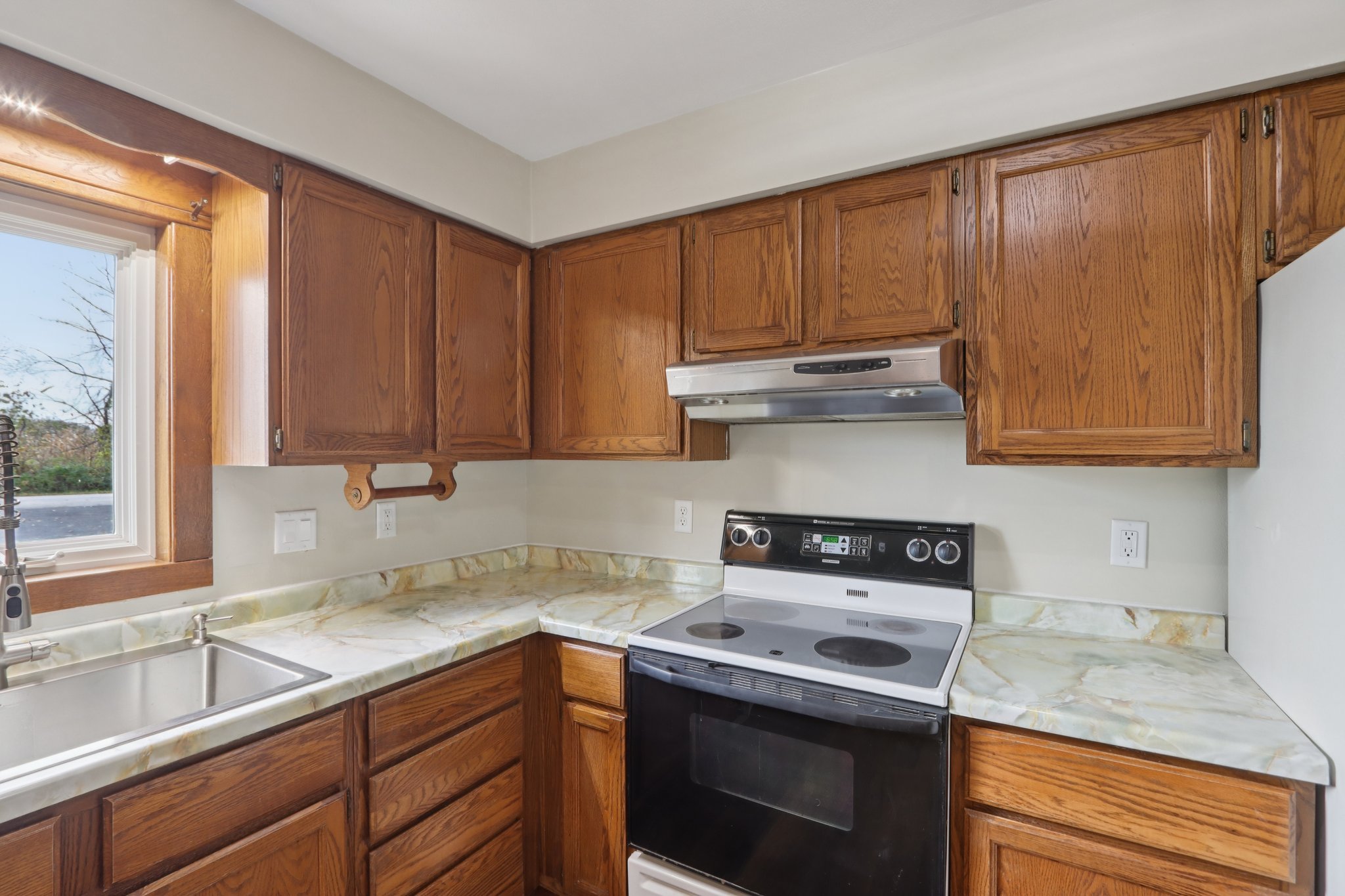 W1152 Fox Rd-S2910-017.jpg