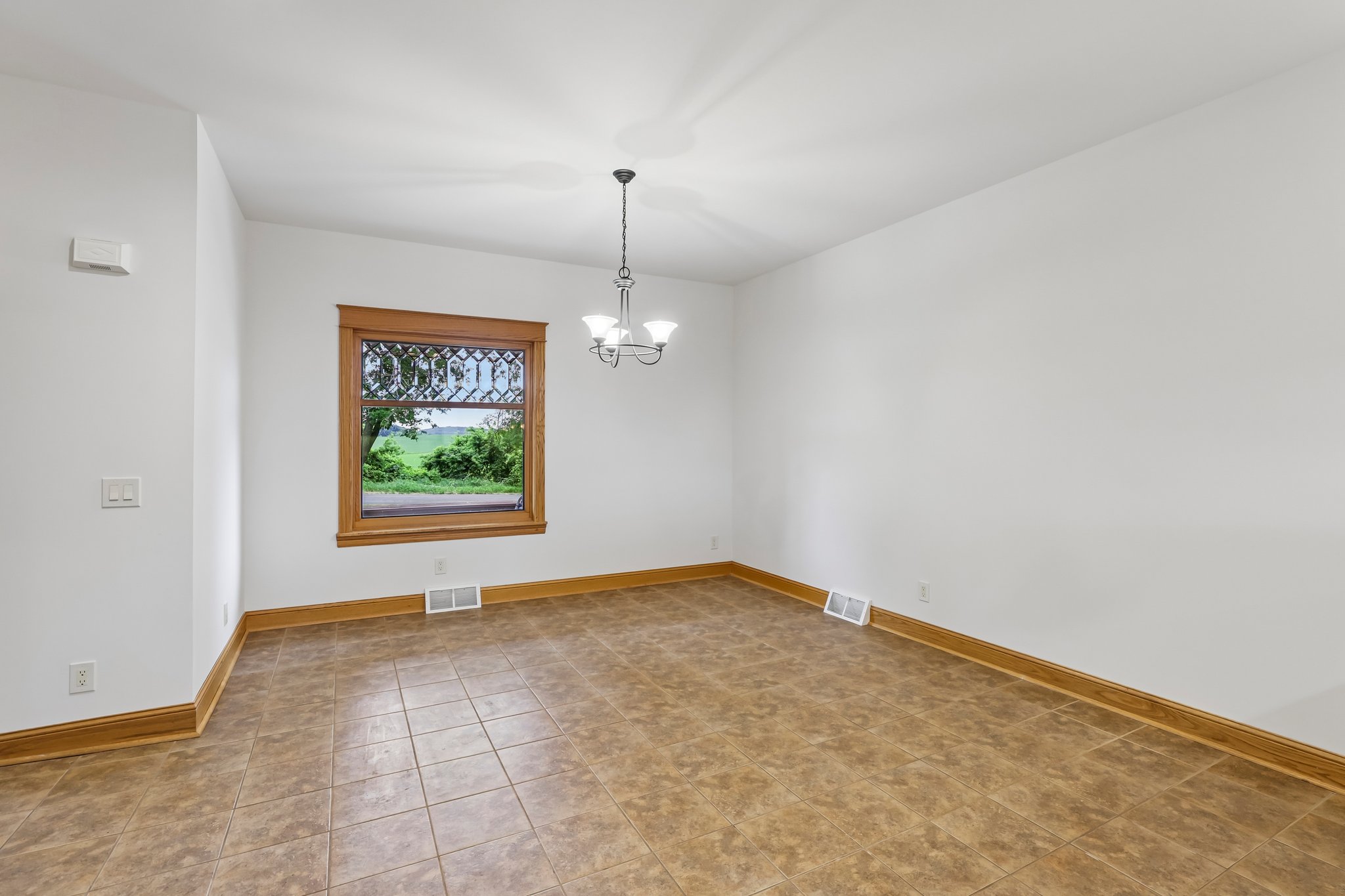 W12242 W Clarkson Rd-S2607-014.jpg