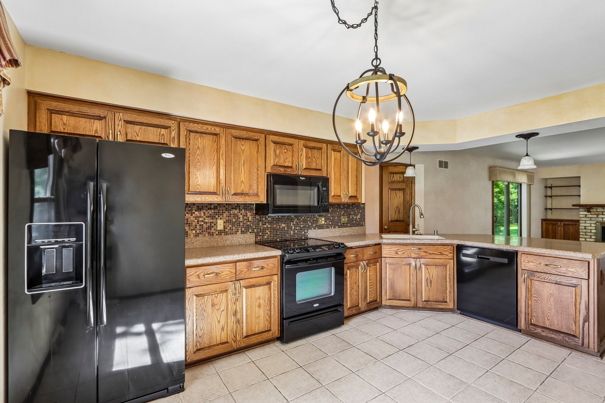 W167N10425 Bridle Path-S2608-021.jpg