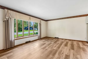 W167N10425 Bridle Path-S2608-007.jpg