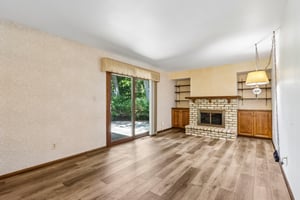 W167N10425 Bridle Path-S2608-016.jpg