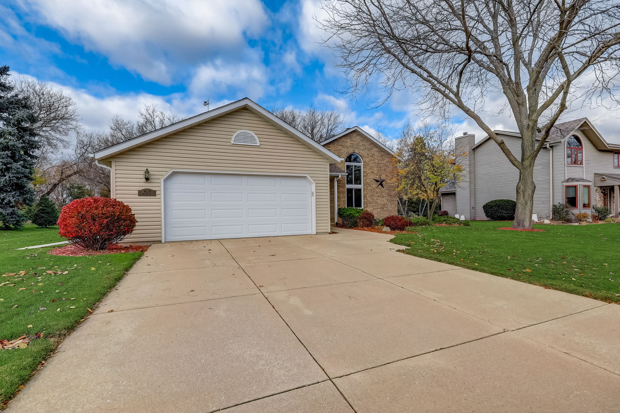 Foxwood Ln -003