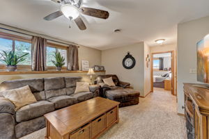 Foxwood Ln -041