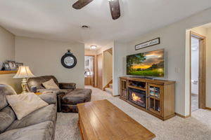 Foxwood Ln -042