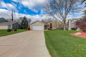 Foxwood Ln -001