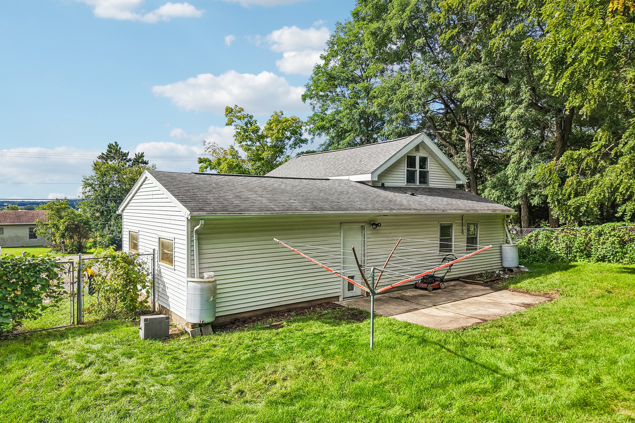 W3062 State Rd 92-S1709-040.jpg