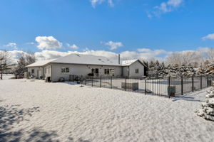 N Pole Ln-051