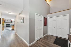 02_Interior