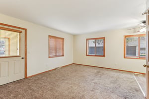 W7079 County Rd B-S2511-008.jpg