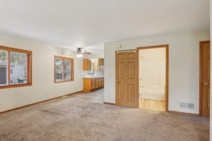 W7079 County Rd B-S2511-009.jpg