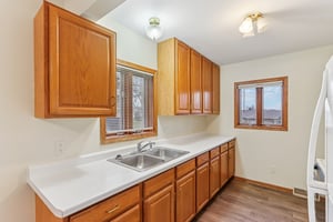 W7079 County Rd B-S2511-034.jpg