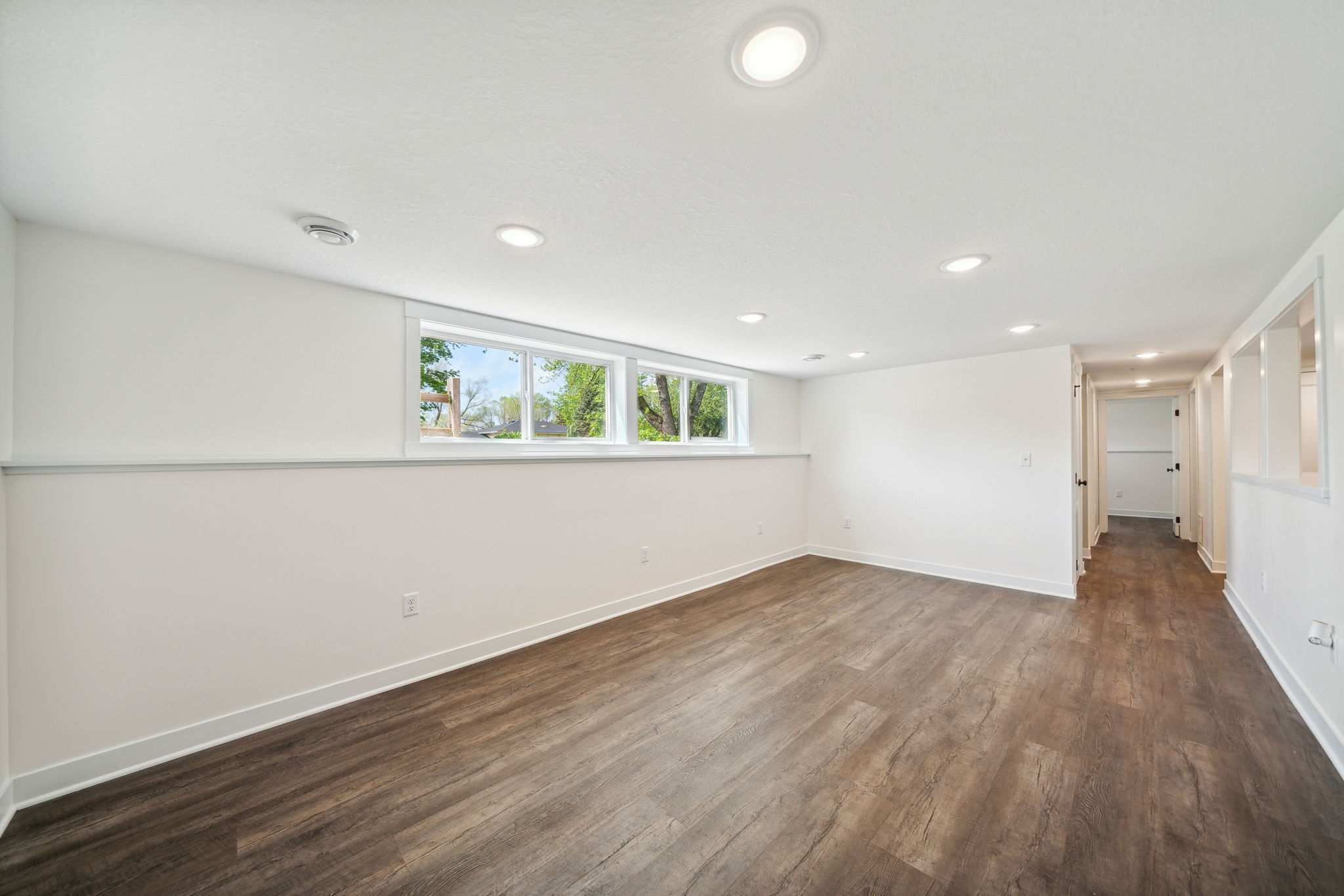 17_Interior