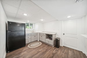 16_Interior