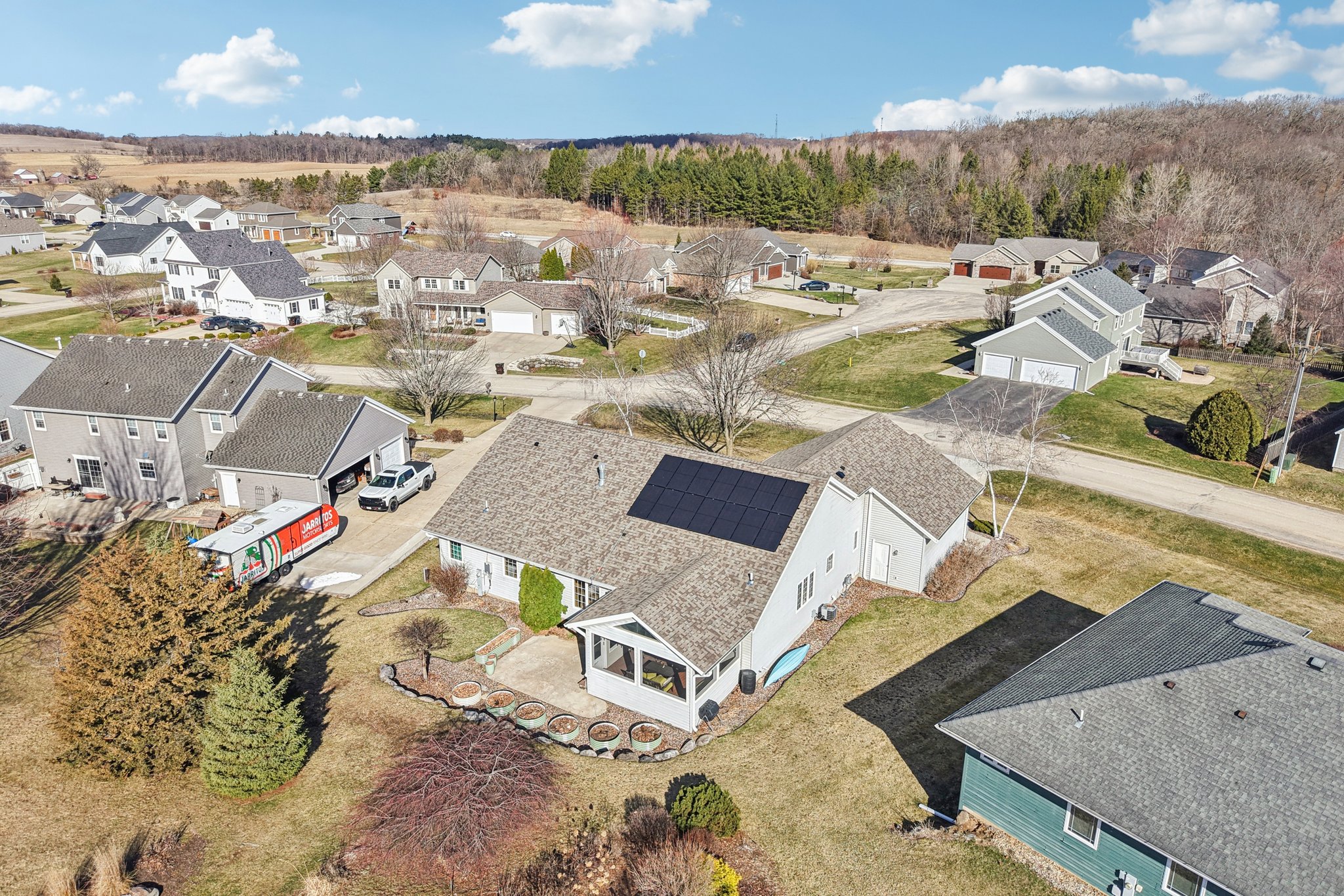 W8199 Bridle Path-S2403-004.jpg