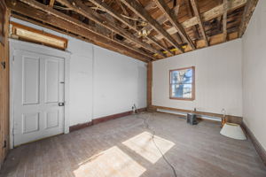  Photo 38