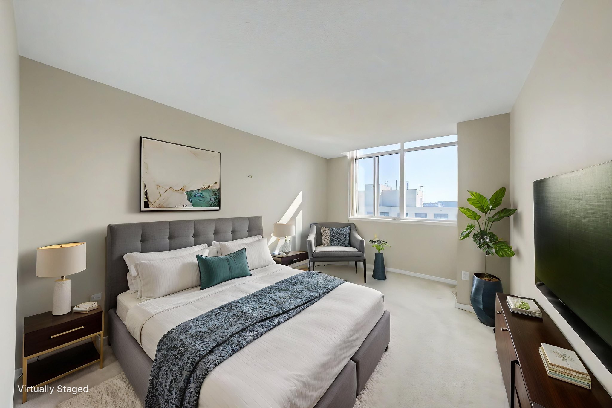 17_8d35a6b2-abfd-44fe-a57b-9ff2be67b4f8 virtually staged.jpeg